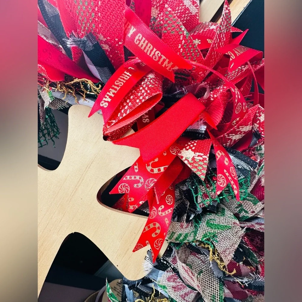 19”x 18” Handmade Christmas Wreath